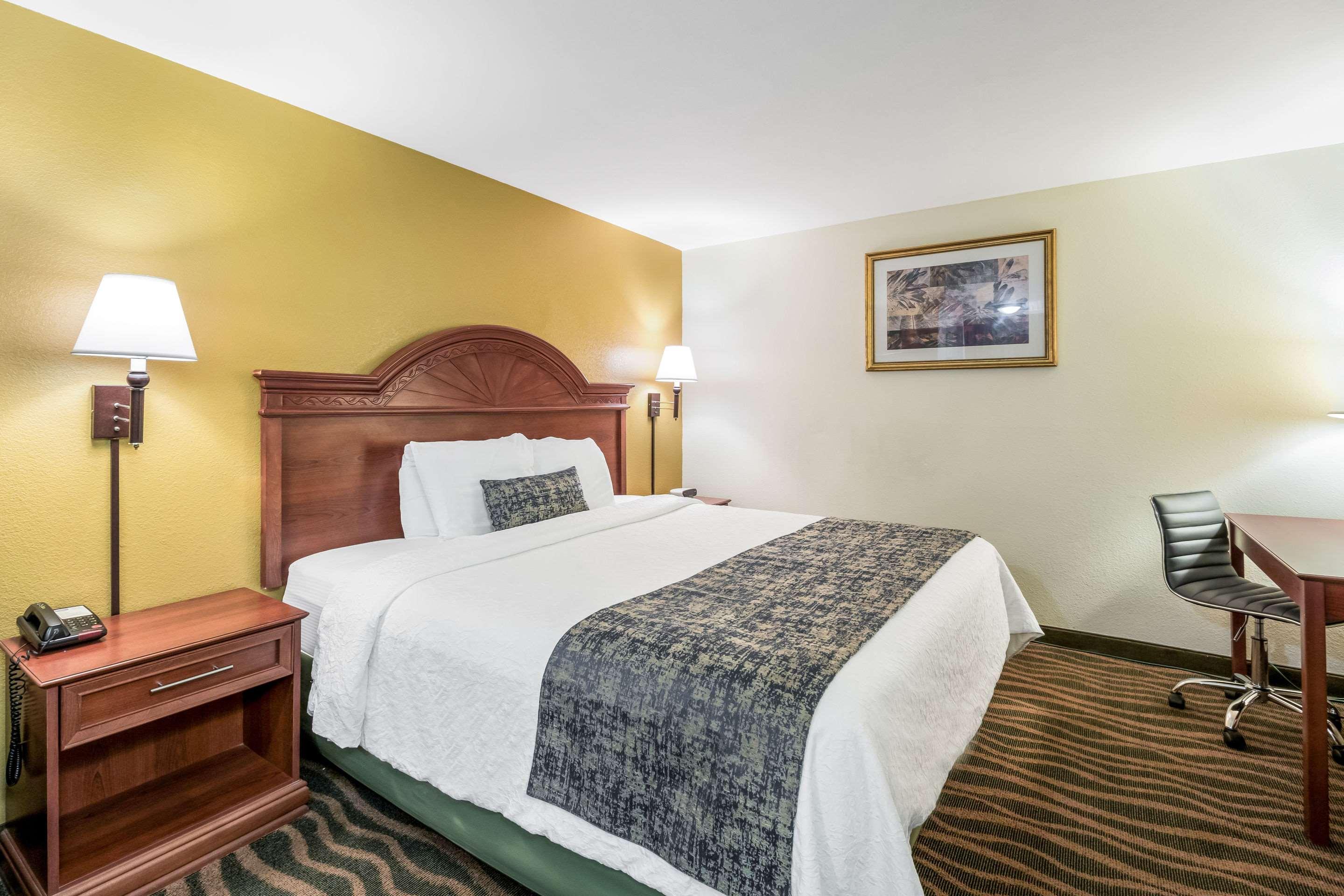 Rodeway Inn Cadiz Luaran gambar