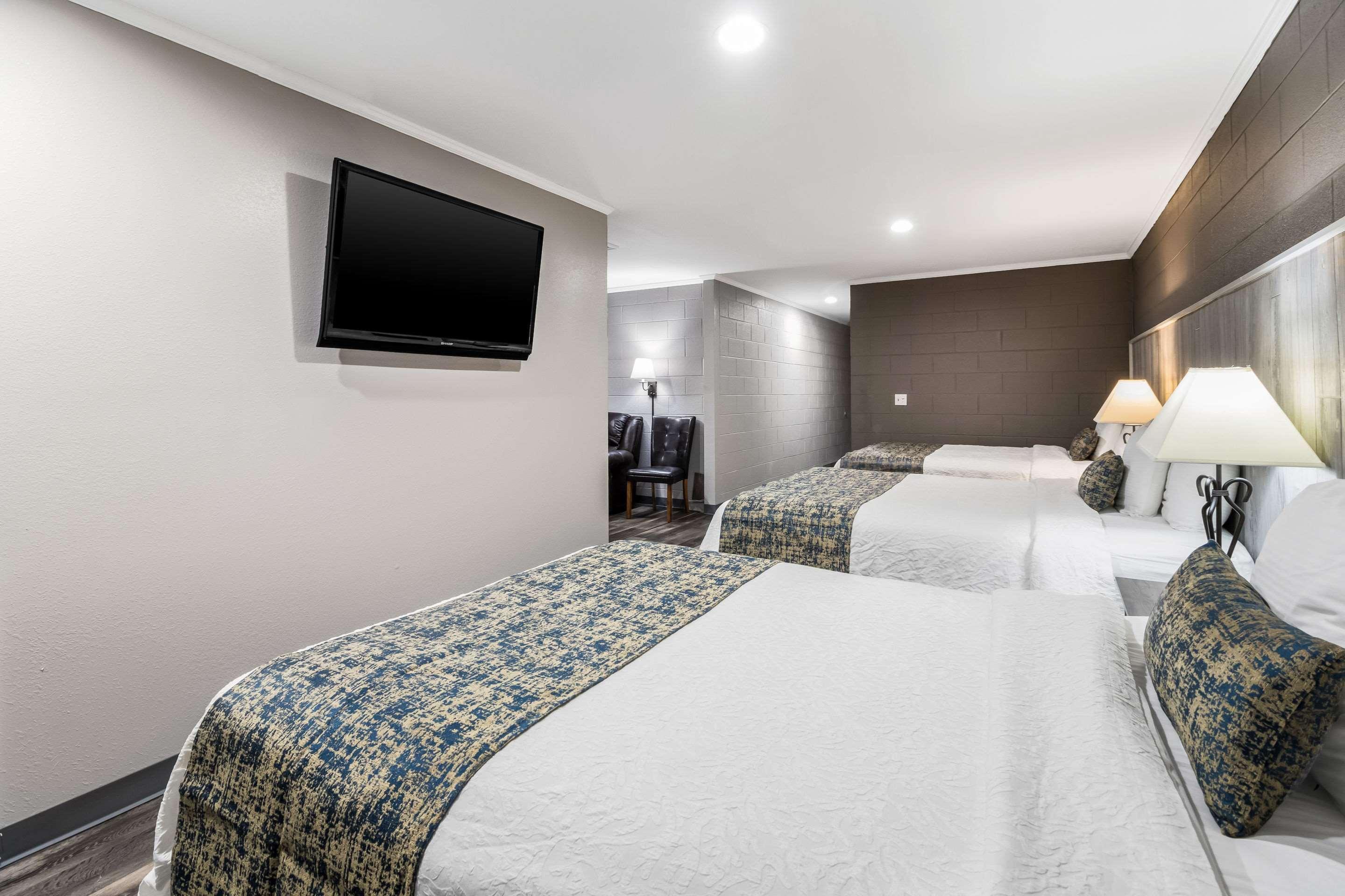 Rodeway Inn Cadiz Luaran gambar